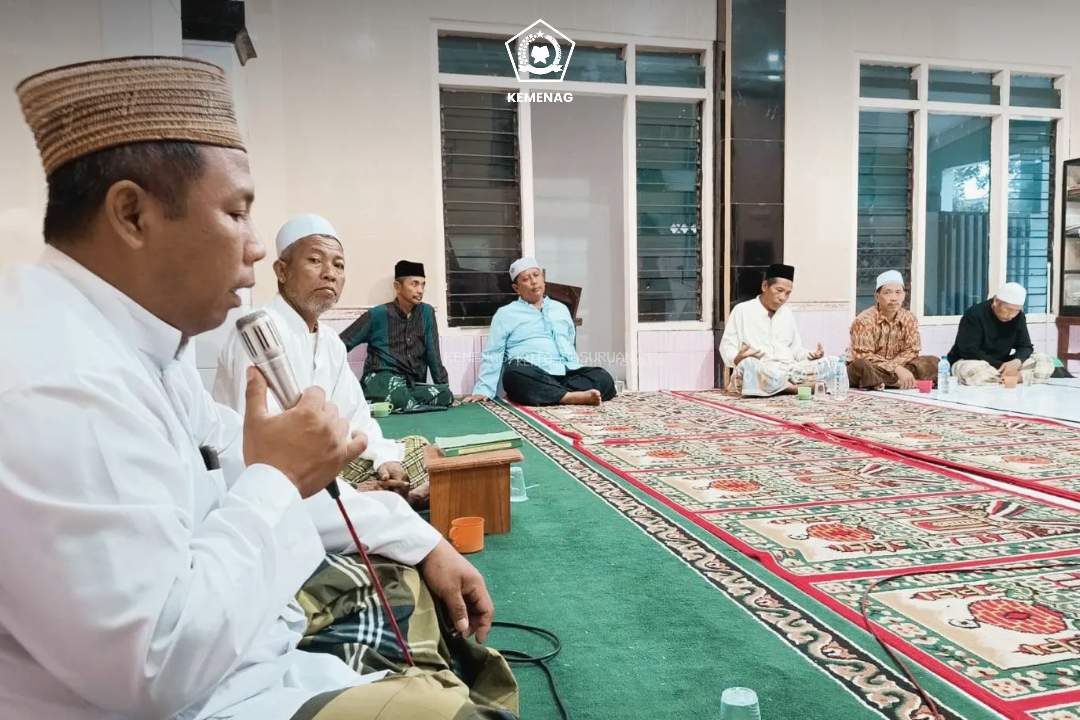 Pengajian Subuh Rutin di Musholla Ar-Rubaiyah: Kupas Tuntas Sholat Duduk Bersama Ust. Sulthon