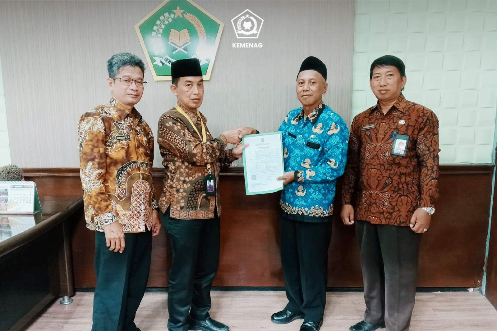 Penyerahan SK PPPK Paruh Waktu : Kontribusi Terbaik dalam Pelayanan Menjadi Sebuah Keharusan