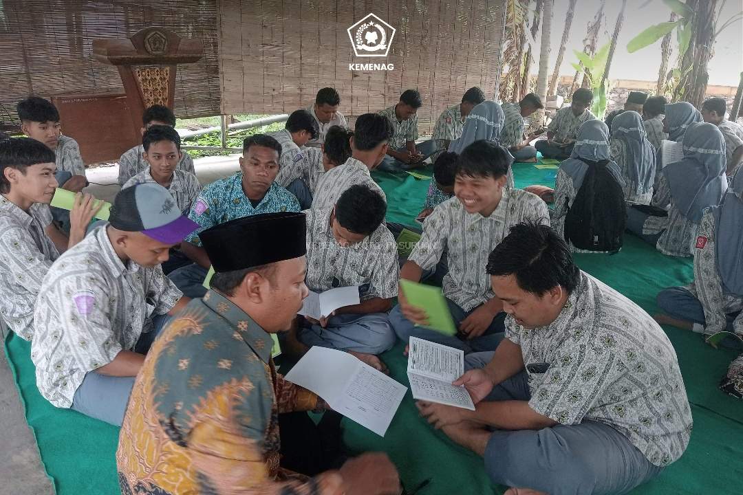 Optimalkan Literasi Al-Qur’an, Penyuluh KUA Bugul Kidul Intensifkan Bimbingan Metode Yanbu’a di SMK Muhammadiyah 1
